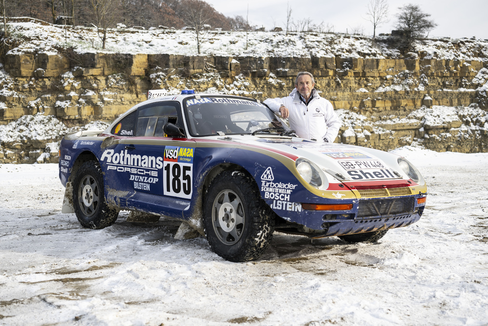 Odnowione Porsche 959 Paris - Dakar znów zachwyca